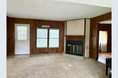 200 Driftwood Drive SE, New Philadelphia, OH 44663 - Photo 5