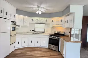 200 Driftwood Dr SE, New Philadelphia, OH 44663 - Photo 11