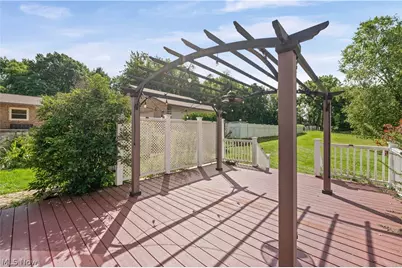 330 Perry Road, Tallmadge, OH 44278 - Photo 41