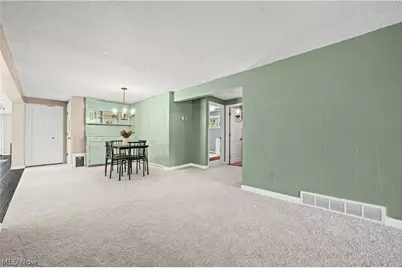 330 Perry Road, Tallmadge, OH 44278 - Photo 9