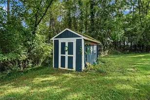 929 May Rd, East Liverpool, OH 43920 - Photo 29