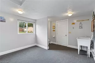 543 Edith Ave, Akron, OH 44312 - Photo 27