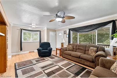 543 Edith Avenue, Akron, OH 44312 - Photo 3