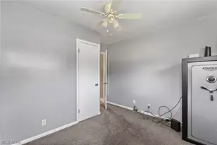 543 Edith Ave, Akron, OH 44312 - Photo 13