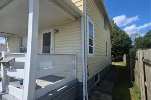 123 E 35th St, South Lorain, OH 44055 - Photo 3