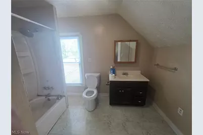 123 E 35th Street, South Lorain, OH 44055 - Photo 27