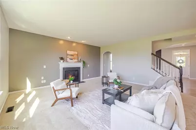 3132 Cloverhurst Street NE, Canton, OH 44721 - Photo 11