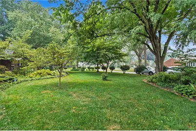 370 Kimberly Road, Akron, OH 44313 - Photo 3