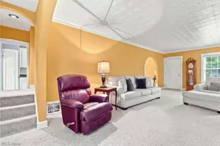 209 Wildwood Dr, Boardman, OH 44512 - Photo 9