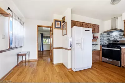 318 Lehigh Avenue, Cuyahoga Falls, OH 44221 - Photo 9