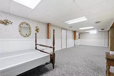 318 Lehigh Avenue, Cuyahoga Falls, OH 44221 - Photo 29