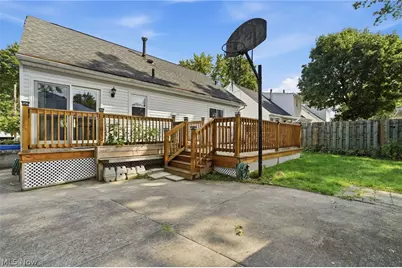 318 Lehigh Avenue, Cuyahoga Falls, OH 44221 - Photo 35