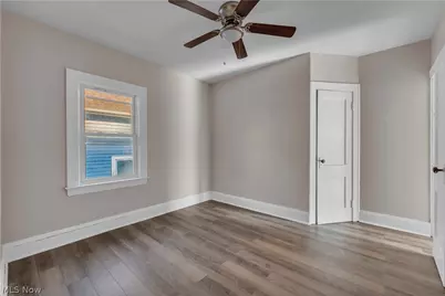 12812 Parkhill Avenue #2/UP, Loveland, OH 44120 - Photo 13
