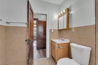 12812 Parkhill Avenue #2/UP, Loveland, OH 44120 - Photo 17
