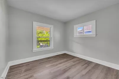 12812 Parkhill Avenue #2/UP, Loveland, OH 44120 - Photo 15