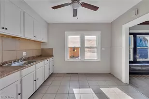 12812 Parkhill Ave, Loveland, OH 44120 - Photo 9
