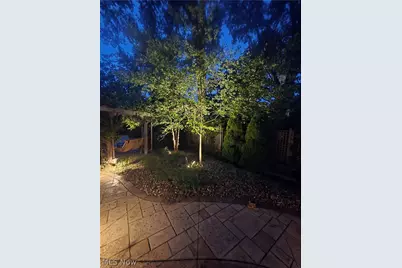 358 Sandhurst Road, Akron, OH 44333 - Photo 41