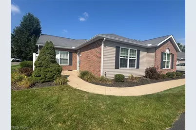 177 Woodbury Glen Street, Hartville, OH 44632 - Photo 3