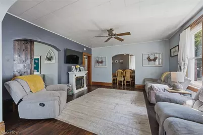 834 8th Street NE, Massillon, OH 44646 - Photo 9