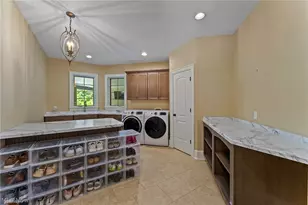 1555 Fox Den Ct, Canfield, OH 44406 - Photo 23