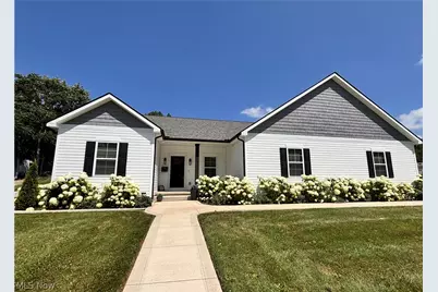 614 N 11th Street, Cambridge, OH 43725 - Photo 1