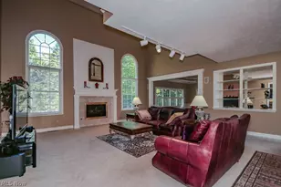 10665 Mt Royal Dr, Concord Twp, OH 44077 - Photo 15