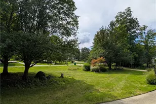 10665 Mt Royal Dr, Concord Twp, OH 44077 - Photo 5