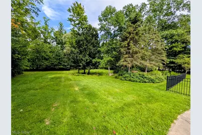 10665 Mount Royal Drive, Concord Twp, OH 44077 - Photo 7
