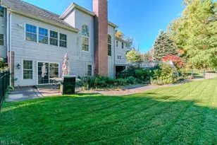 10665 Mt Royal Dr, Concord Twp, OH 44077 - Photo 9