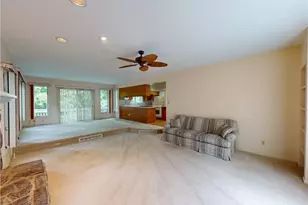6038 Walden Ct, Mentor, OH 44060 - Photo 3