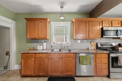 901 Park Avenue, Elyria, OH 44035 - Photo 13