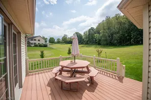1751 Sandlewood Dr SE, New Philadelphia, OH 44663 - Photo 5