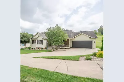 1751 Sandlewood Drive SE, New Philadelphia, OH 44663 - Photo 1