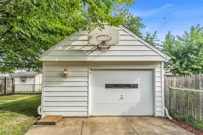 12000 Wayland Avenue, Loveland, OH 44111 - Photo 27