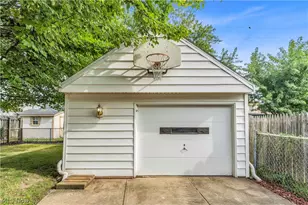 12000 Wayland Ave, Loveland, OH 44111 - Photo 27
