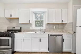2326 Greenvale Rd, Loveland, OH 44121 - Photo 9