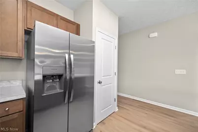 111 Brunswick Drive, Elyria, OH 44035 - Photo 19