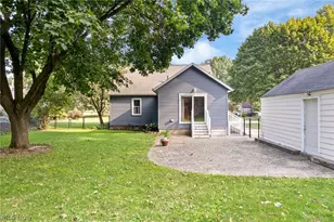 164 Maplecrest St SW, North Canton, OH 44720 - Photo 27