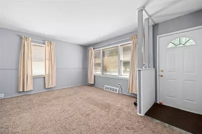 3403 Wilson Street, Lorain, OH 44052 - Photo 3