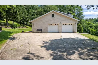 66 Laurelwood Place, Weirton, WV 26062 - Photo 49