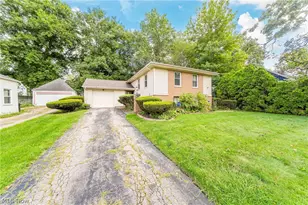 753 Crestview Ave, Akron, OH 44320 - Photo 1