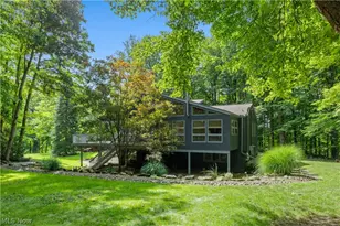 1049 N Medina Line Rd, Akron, OH 44333 - Photo 37