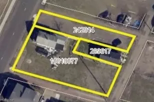 1002 Cleveland Ave SW, Canton, OH 44707 - Photo 7