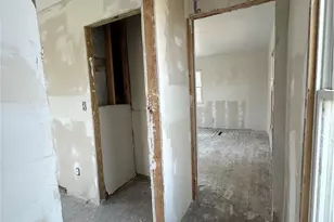 1002 Cleveland Ave SW, Canton, OH 44707 - Photo 17