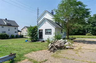 1002 Cleveland Ave SW, Canton, OH 44707 - Photo 3