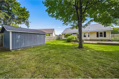 1294 Bannerstone Drive, Painesville Twp, OH 44077 - Photo 9