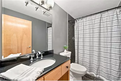 1237 Washington Avenue #402, Loveland, OH 44113 - Photo 19