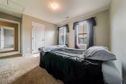 5570 W Long Ridge Drive, Green Hills, OH 44131 - Photo 19