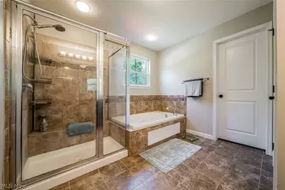 5570 W Long Ridge Drive, Green Hills, OH 44131 - Photo 25