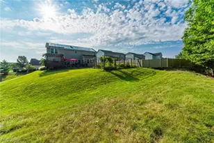 5570 W Long Ridge Dr, Green Hills, OH 44131 - Photo 35